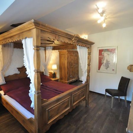 B&B Zum Rossli Zunzgen Bagian luar foto