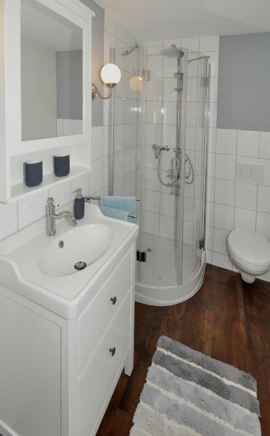 B&B Zum Rossli Zunzgen Bagian luar foto