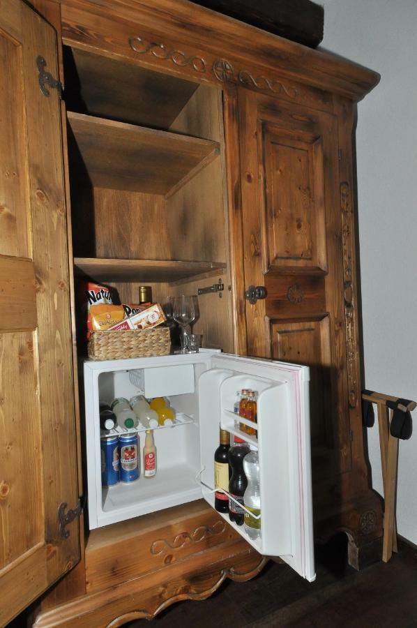 B&B Zum Rossli Zunzgen Bagian luar foto